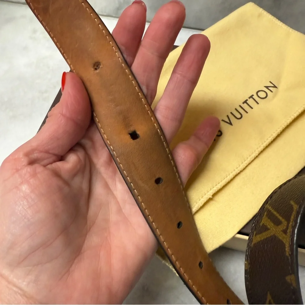 LOUIS VUITTON CURVED BELT SIZE 90 dust bag and box added extra hole
